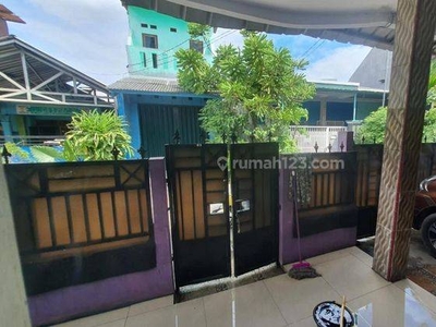 Disewakan Rumah Dan Kios 2 Lantai 1 Kamar Tidur Dan 1 Kmr Mandi di Poris, Cipondoh, Tangerang Kota