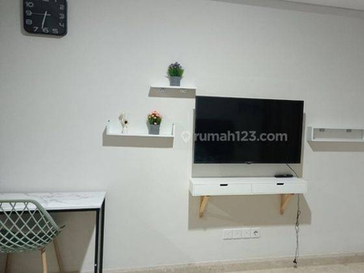 Disewakan Studio Full Furnished 29m2 Gold Coast Apartment Pik