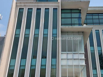 Gedung Baru 5 Lantai Menteng Jakarta Pusat