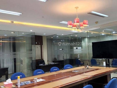 Office Space di Apl Central Park,luas 400m,furnished,harga 1,5 M Thn