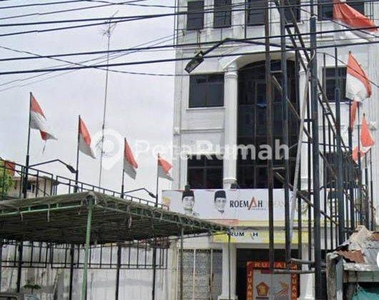 Ruko Jalan Sisingamangaraja Lokasi Strategis di Pinggir Jalan