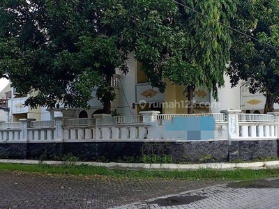 Rumah 2 Lantai Semi Furnished SHM di Gayung Kebon Sari, Surabaya