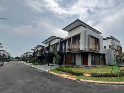 Rumah 2 Lantai View Danau Hoek Summarecon Bekasi Siap Huni