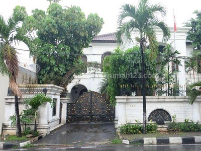 Rumah Di Jalan Utama Perumahan Pondok Indah Jakarta Selatan