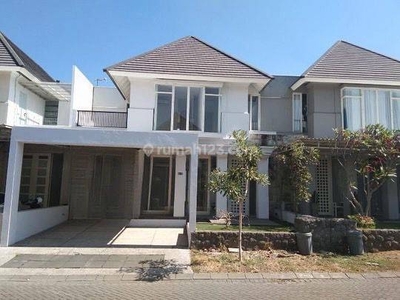 Rumah Murah 2 Lantai Minimalis Semi Furnish Siap Huni Dekat Gwalk Di Queenstown Citraland Surabaya Barat