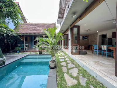 Balinese charm in this 3-bedroom villa - Joglo Style