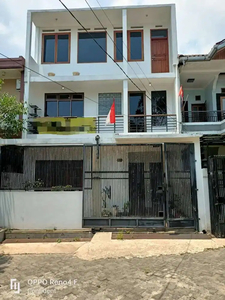 Dijual Cepat Rumah cantik di cluster Cijambe ujung Berung Bandung Kota