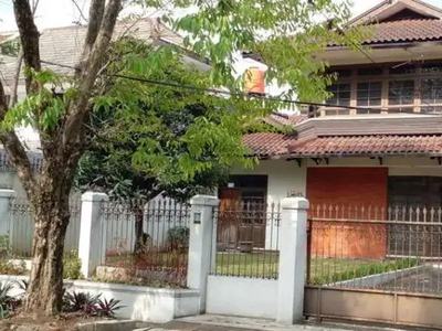 Dijual Cepat Rumah di Komplek Tubagus Ismail, Dago Bandung Utara