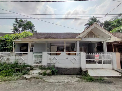 Dijual rumah di Regency Melati Mas