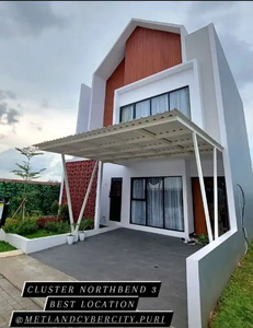 dijual rumah bagus dengan model attic room di Jakarta barat