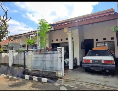 Dijual Rumah Bagus di Komplek dkt Borma Cihanjuang Kota Cimahi