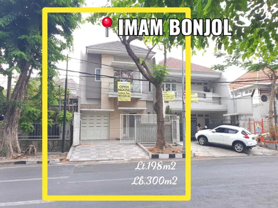 Dijual Rumah Baru Lux 2 lt Pusat Kota di Jl Imam Bonjol Surabaya