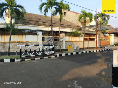 Dijual Rumah di Satelit Utara Surabaya Barat
