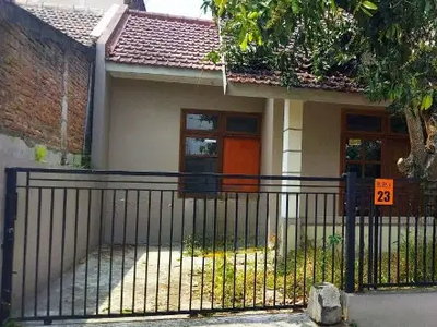 Dijual Rumah Minimalis Lokasi Strategis di Jl. Sudimoro, Suhat, Malang