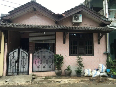 Dijual Rumah SHM di Dasana Indah Blok TC4/18 samping Gading Serpong