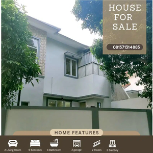 Dijual Rumah Siap huni jalan lebar di Villa Serpong