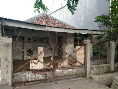Turun Harga Dijual Rumah Tua, Dihargai Tanah Saja Lokasi Pinggir Jalan
