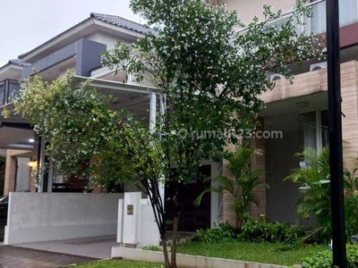 Disewakan rumah cantik siap huni 2 lantai di Kebayoran bintaro