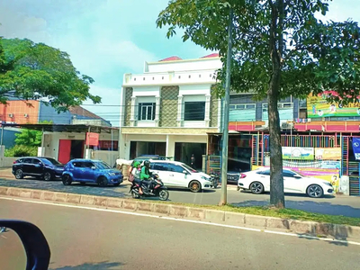 Ruko gandeng murah di gading serpong Boulevard Medang