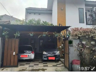 Rumah asri dengan furnsih di jual di Villa Nusa Indah 2