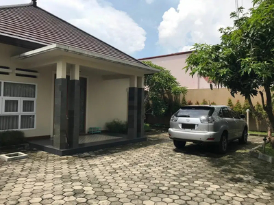 Rumah Asri Siap Pakai Semarang Atas Jalan Kawi Candisari