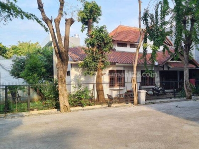 Rumah Griya Pratama Raya, Kelapa Gading Luas 300m2