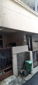 rumah kost tomang 2 lantai di jalan tanjung gedong