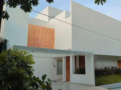 Rumah nuansa asri minimalis modern siap huni sentul city