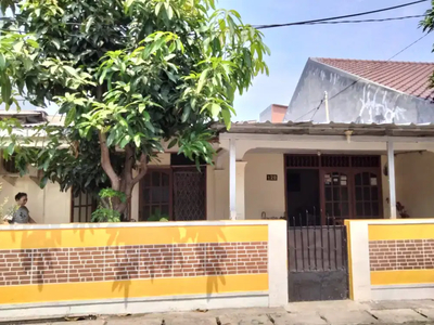 Rumah siap huni di Perumnas Depok Jaya