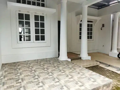Rumah Siap Nego Dijual di Citra Gran Jatisampurna Bebas Banjir J-20359