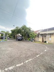 Tanah Dan Bangunan Rumah, Harga Murah, Pusat Kota Malang LT28