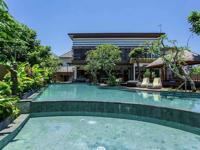 Villa baru, 3 bedrooms, swimming pool, furnished, Jimbaran, Kuta, Bali