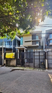 Disewa Disewakan Rumah Modern Minimalis Siap Huni Area Cipete