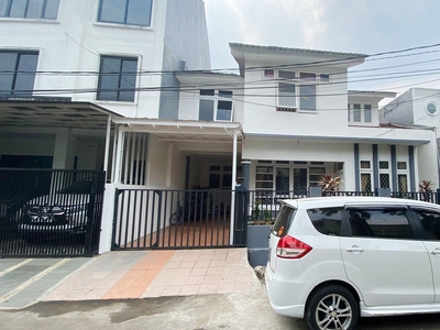 Dijual Rumah Bagus Di Bintaro Jaya Sektor 9