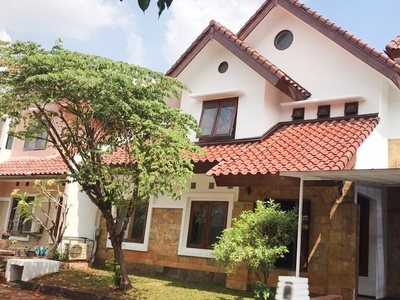 Dijual Rumah Bagus Siap Huni di Puri Bintaro Sektor 9 Bintaro Jay