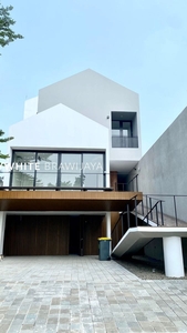 Dijual Rumah Baru Dalam Townhouse Elite Kemang Ampera