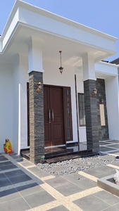 Dijual Rumah dengan Bangunan Baru dan dekat Bintaro Jaya @Bukit N
