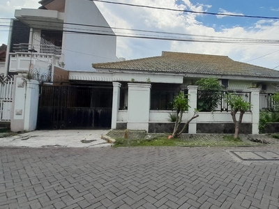 Dijual Rumah Hook Luas Jalan Raya Darmo Harapan Surabaya