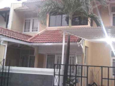 Dijual Rumah siap huni,jarang ada di Camar Sektor 3 Bintaro Jaya
