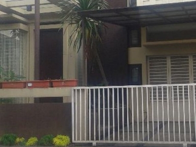 Dijual RUMAH TERAWAT,BAGUS,SIAP HUNI DI SEKTOR 5 BINTARO JAYA