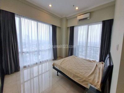 Apartment The Best 3 BR Just Renovated, Private Lift In Senayan Residence Patal Senayan