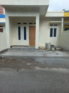 Di jual rumah baru gondrong kenanga Cipondoh kota tangerang