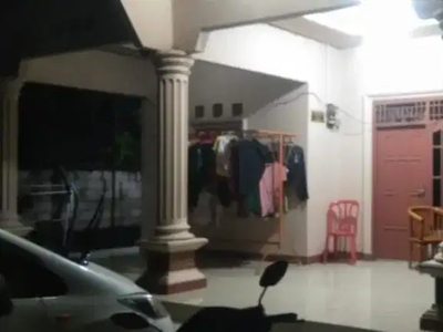 Di jual rumah berikut kontrakan 6 pintu