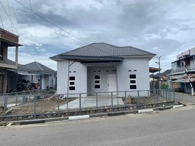 Dijual/disewakan 1 unit rmh, lokasi sangat strategis.