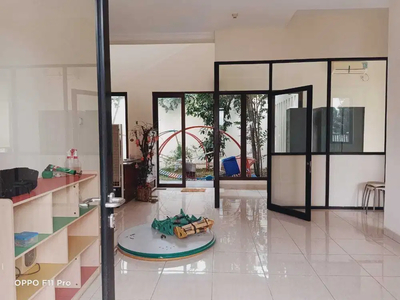 Dijual Rumah Heliconia  2 Lantai di Harapan Indah Bekasi