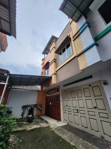 DIJUAL RUMAH KOMPLEK JALAN JEMADI LORONG 4 DAERAH MEDAN TIMUR