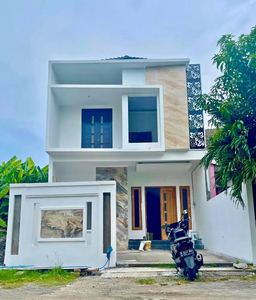 Dijual Rumah Mewah 2 Lantai Pedurungan Semarang