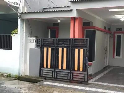 Dijual Rumah Sudah Renovasi di Pemda Cibinong, Lokasi STRATEGIS