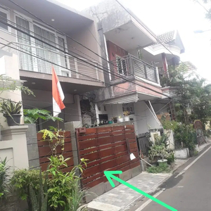 Dijual rumah sumur batu jakpus, siap huni keamanan 24 jam strategis