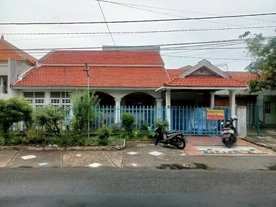 Dijual Rumah Tinggal Tanjung Perak Surabaya 14 x 28,3 M M2